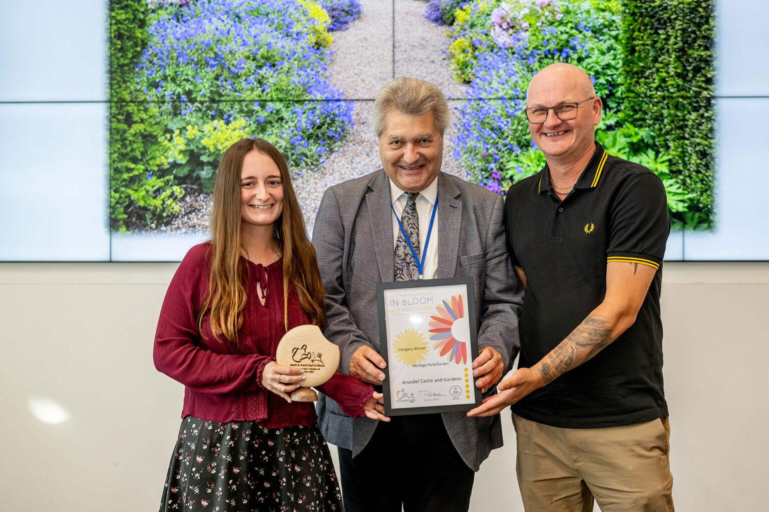 Stuart Medhurst Rhs Head Gardener News - October 2023 - Arundel Castle & Gardens